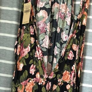 🆕 American Eagle maxi dress